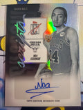 2025-26 Topps Signature Class Noa Essengue Shadow Scripts Auto #SS-NE Bulls RC