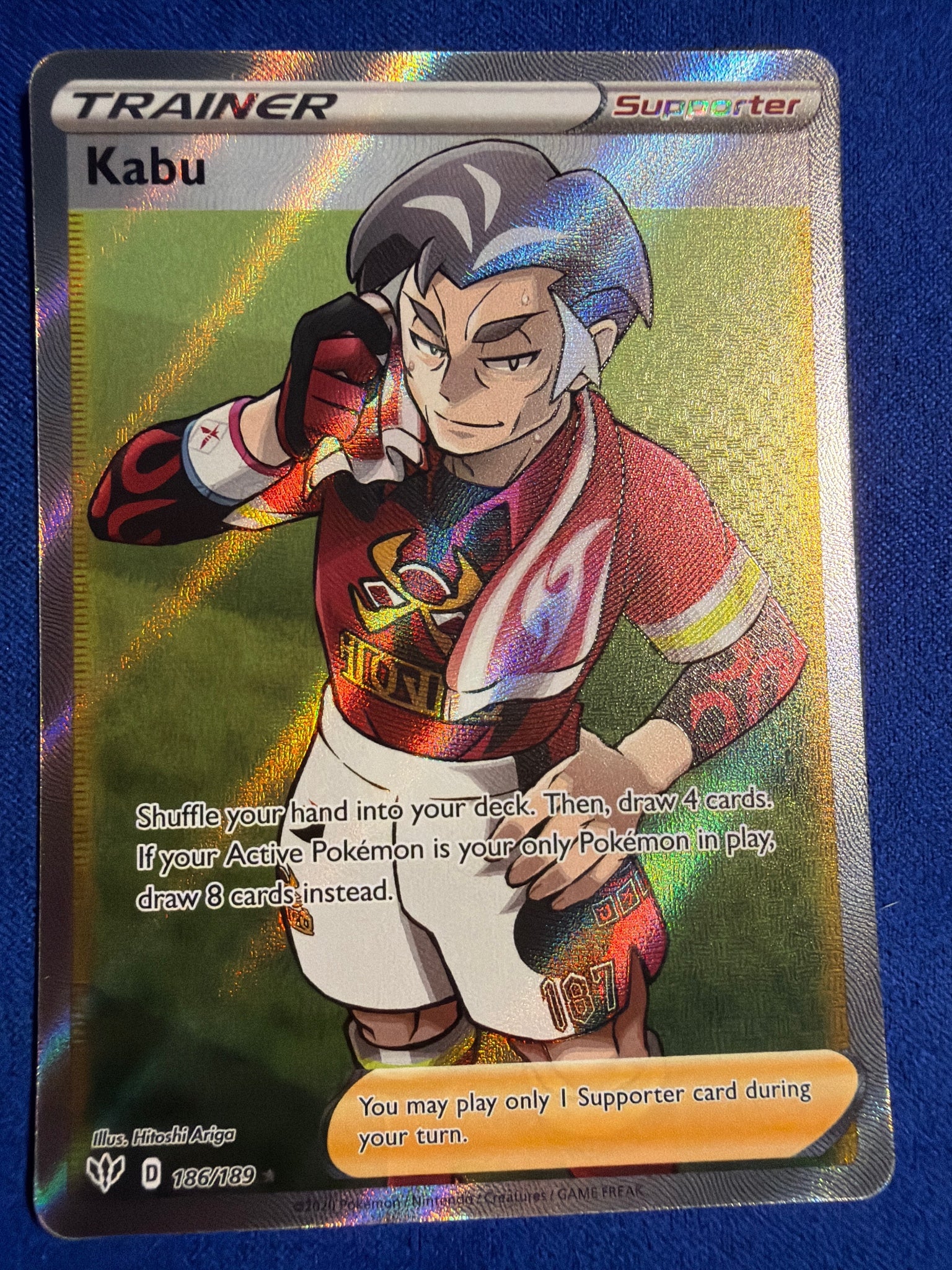 Pokemon Kabu #186/189 Full Art Ultra Rare Darkness Ablaze Sword & Shield NM