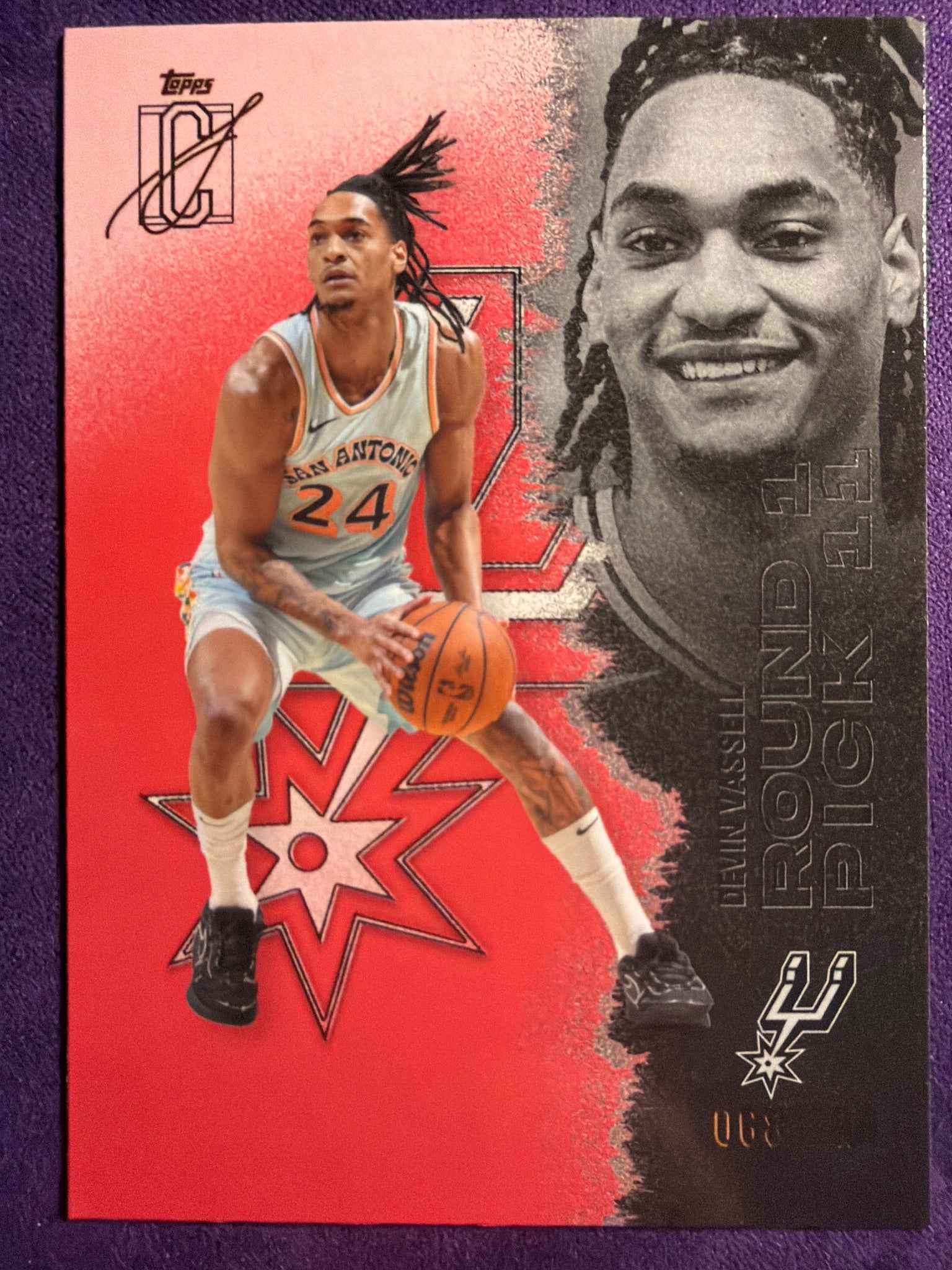 2025-26 Topps Signature Class #34 Devin Vassell Coral #/299