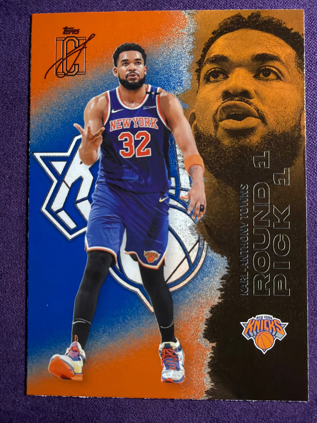 25-26 Topps Signature Class Karl-Anthony Towns Blue & Orange #63 Knicks Parallel