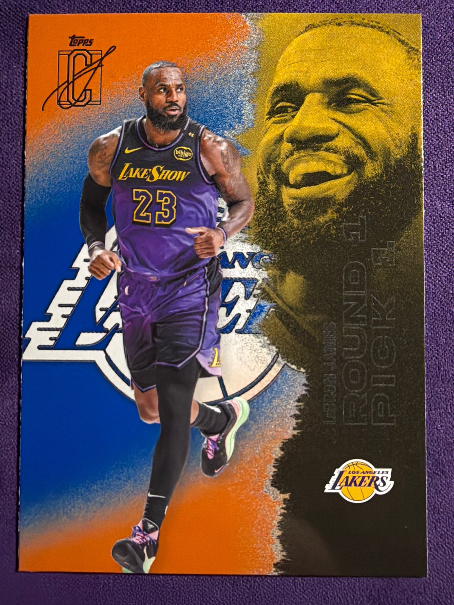 2025-26 Topps Signature Class LeBron James Blue & Orange Parallel #51